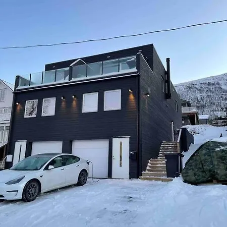 Apartment Kingsize Beds, Aurora Viewing, Four Bedroom