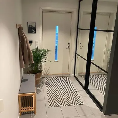 Kingsize Beds, Aurora Viewing, Four Bedroom Apartment Tromsø